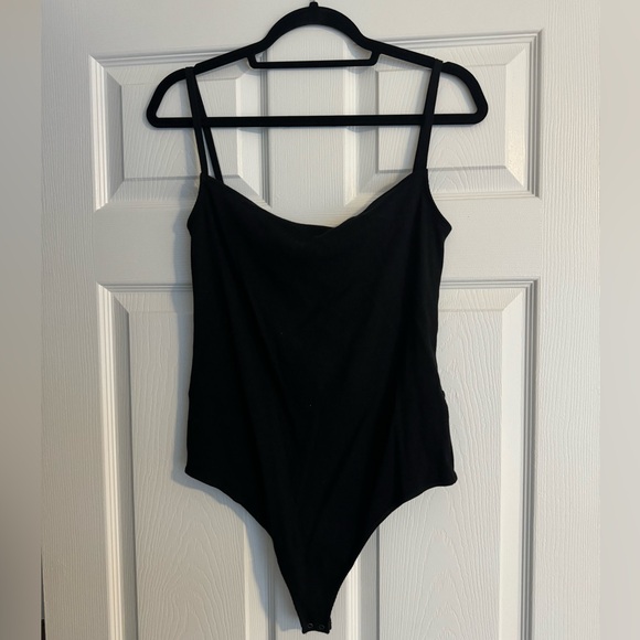Abercrombie and fitch ribbed open back twist bodysuit - NWT - XL - Picture 2 of 8
